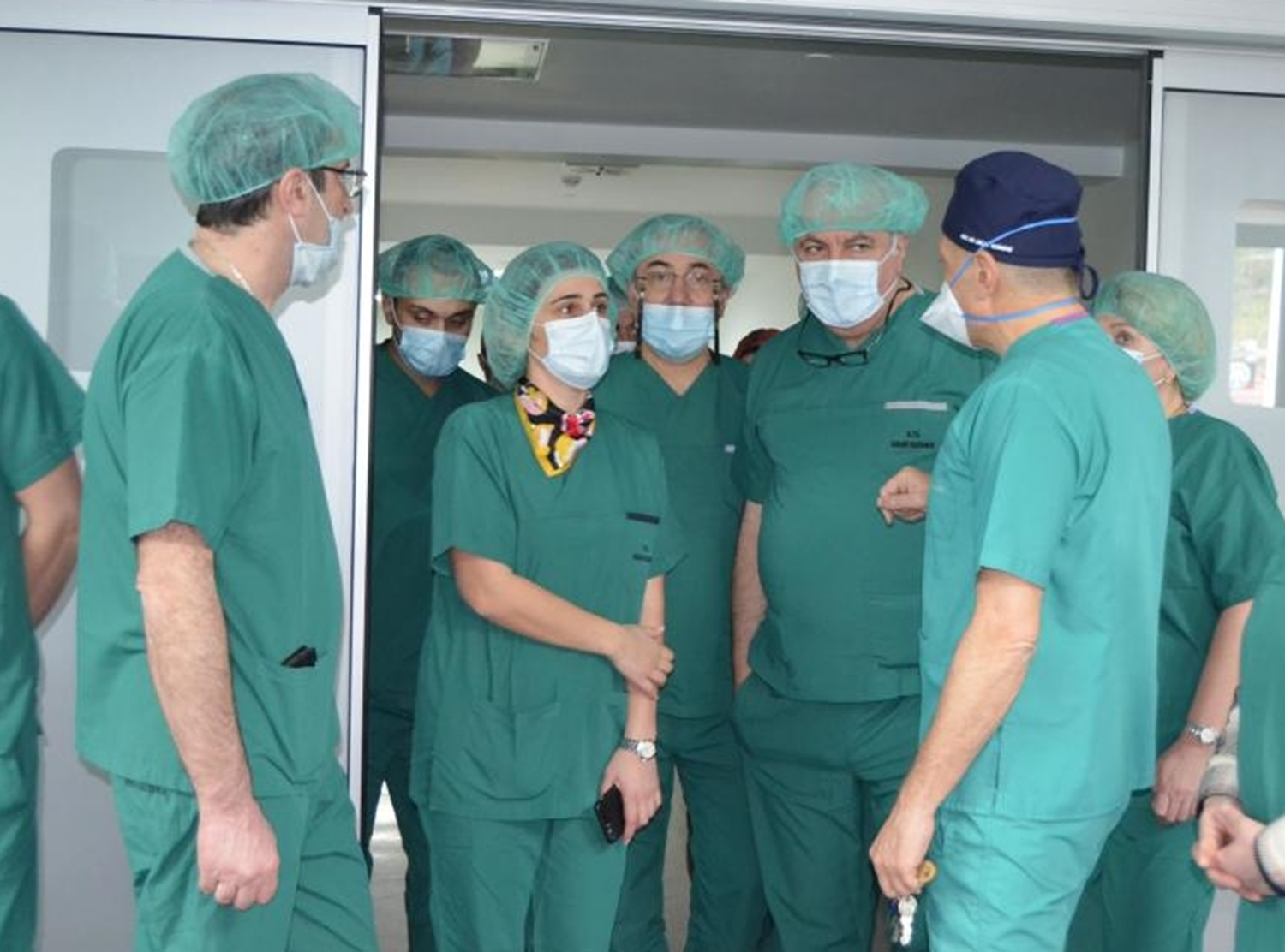 Trk hekimler Grcistan'dan gelen doktorlar arlad