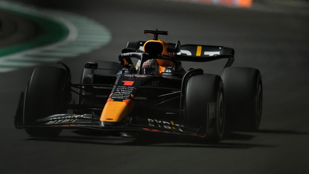 Formula 1 Suudi Arabistan Grand Prix'sinde zafer Max Verstappen'in