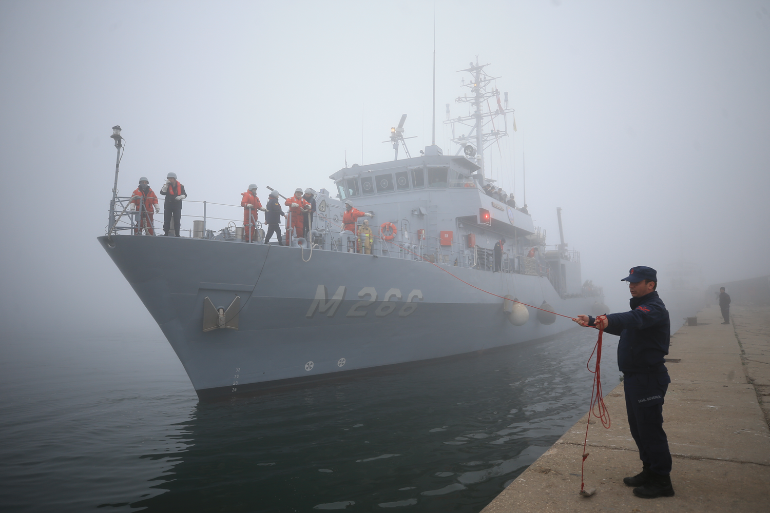 May�n tarama gemisi 'TCG Amasra' ��neada a��klar�nda may�n aramaya devam edecek