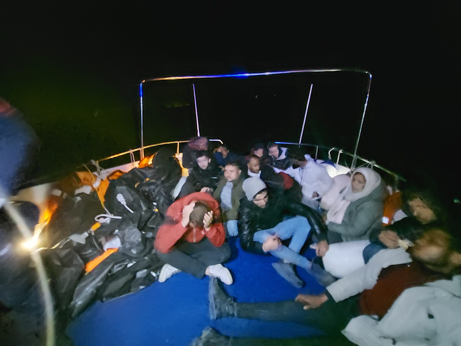 Mu�la a��klar�nda 14 g��men kurtar�ld�