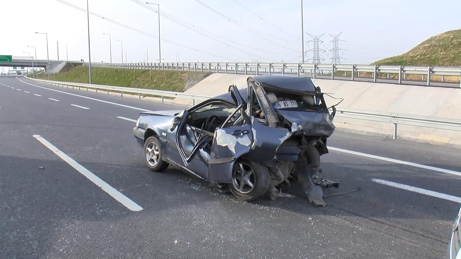 Sultangazi'de feci kaza: 2 yaral�