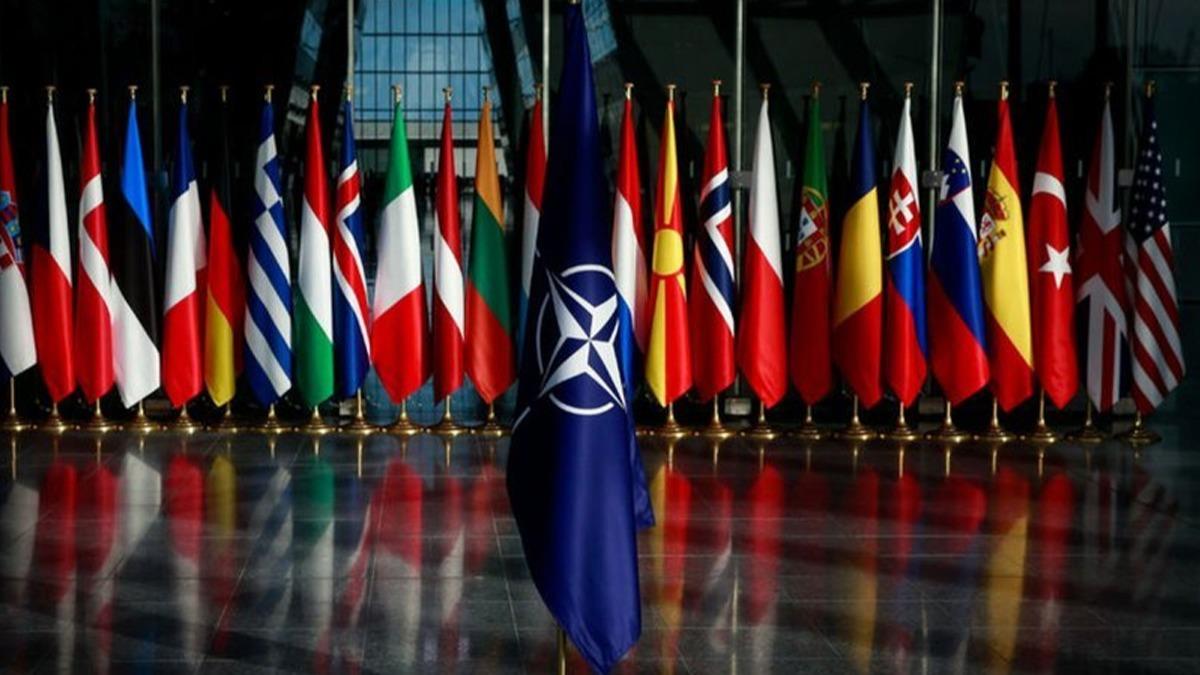 NATO'nun harcamalar 1,2 trilyon dolara ulat