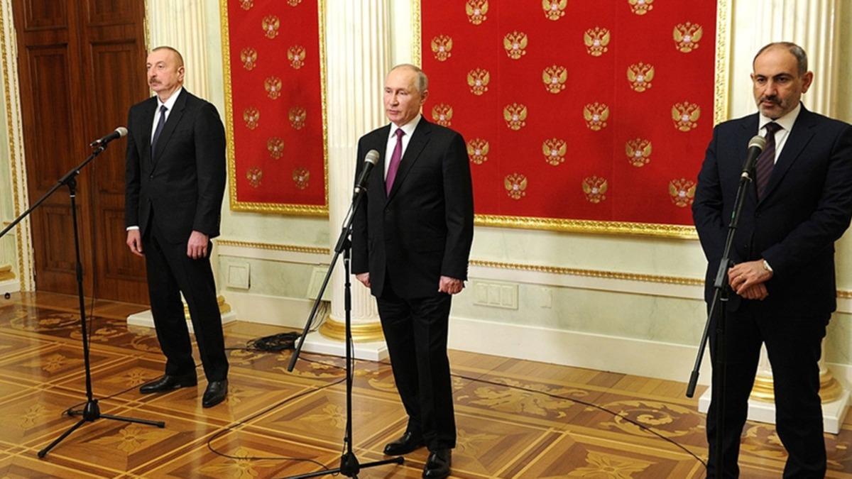 Putin, Aliyev ve Painyan ile Karaba'daki durumu grt