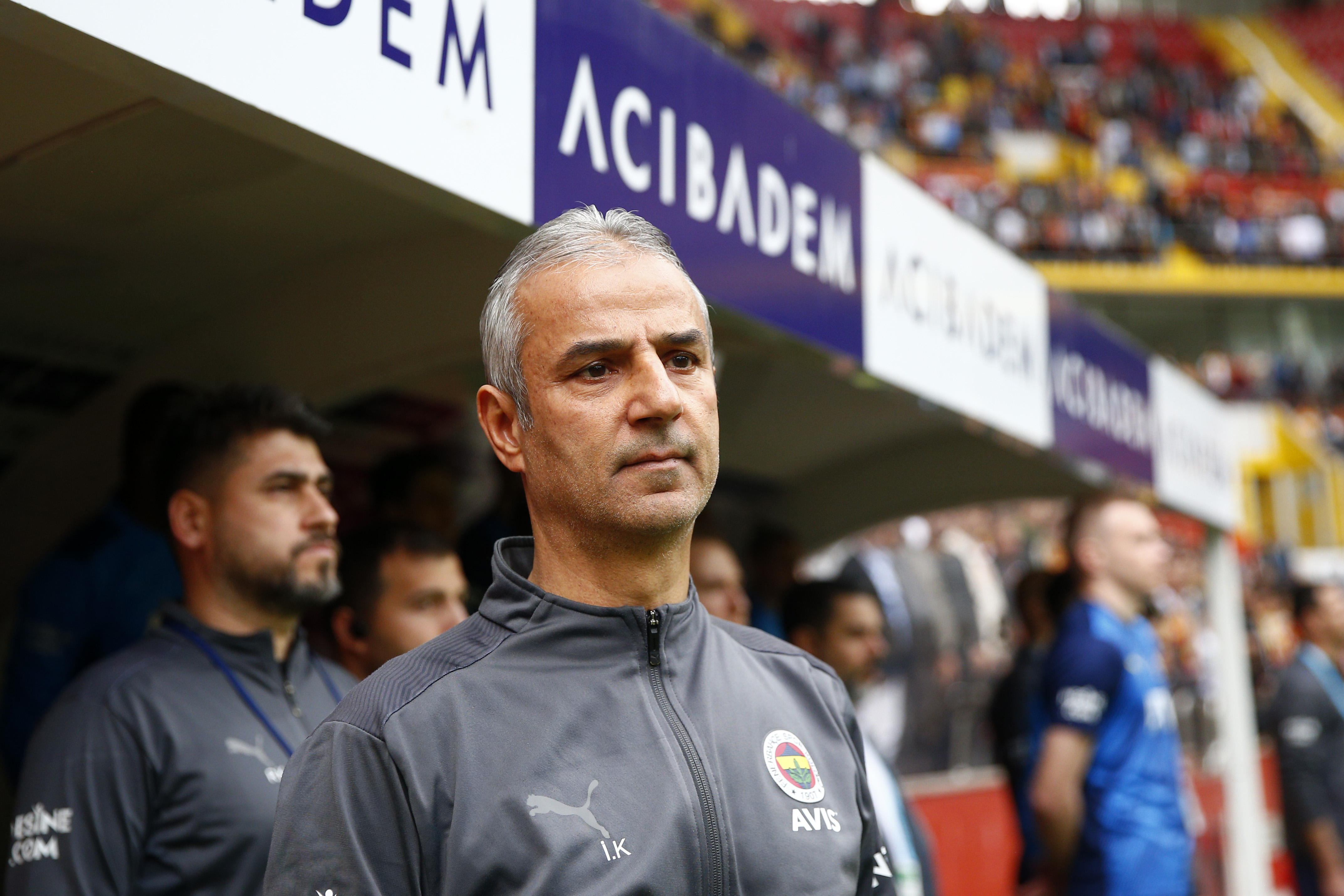 �smail Kartal'dan Mesut �zil ve Ozan Tufan a��klamas�: Ailesel bir sorun
