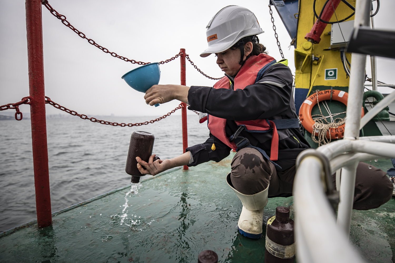 Marmara Denizi alarm veriyor! '25-30 metreye d��t�'