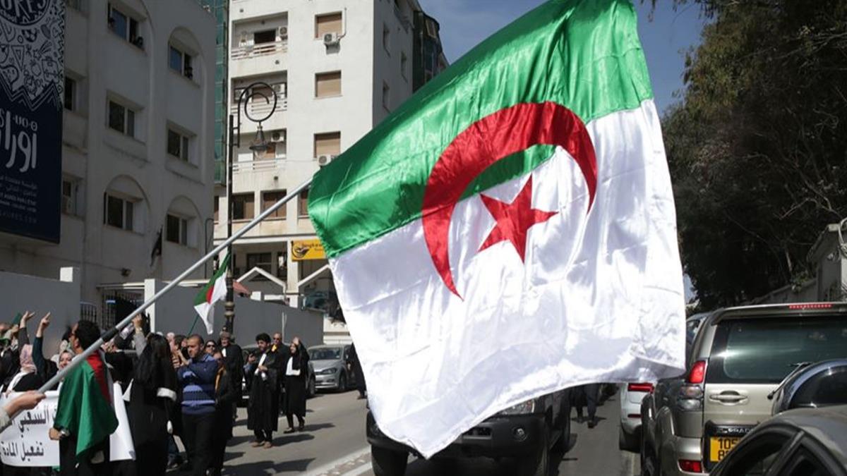 Cezayir'de doal gazdan zehirlenen 4 kii hayatn kaybetti