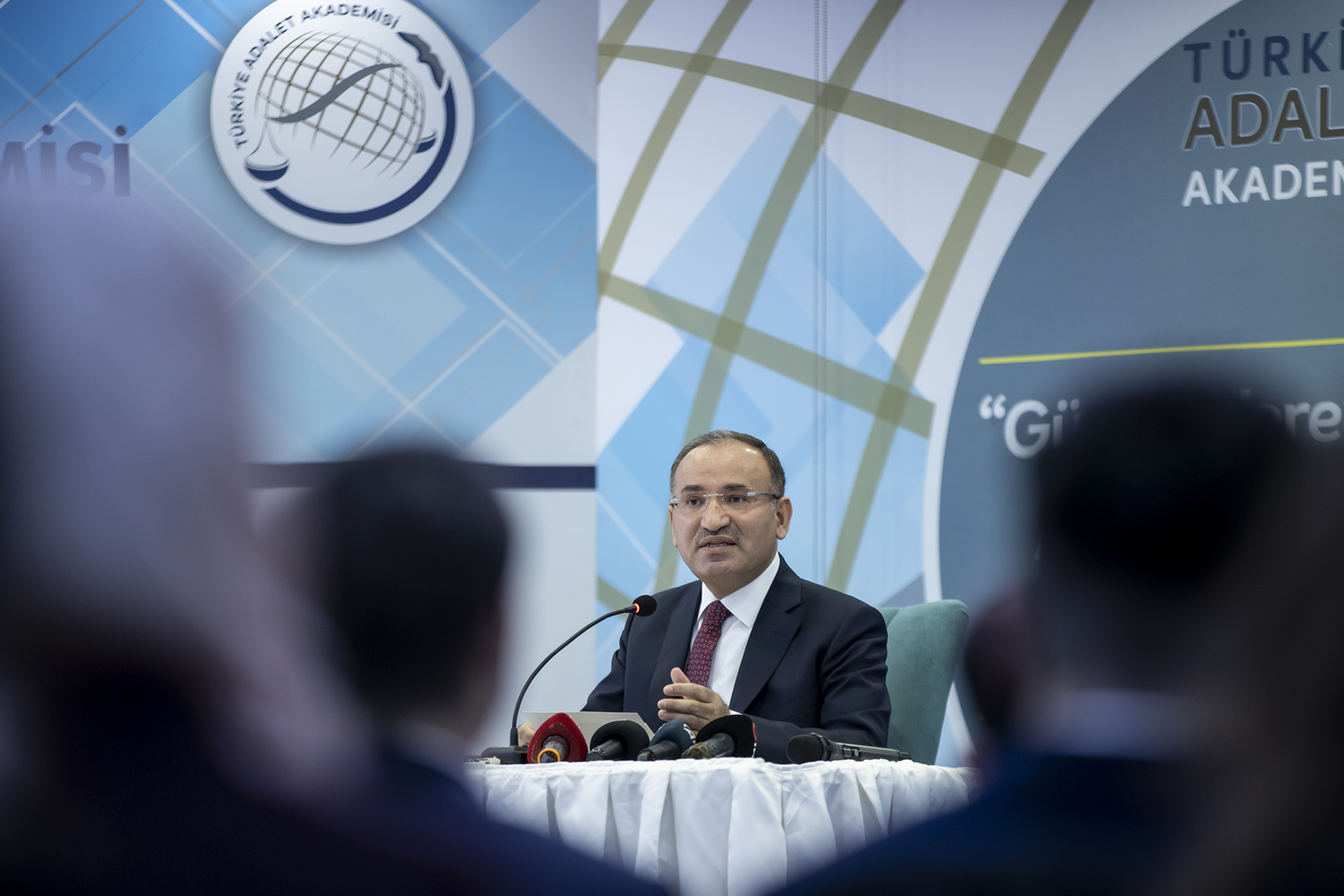Bozda�: �n�m�zdeki d�nemde hakim ve savc� yard�mc�l��� m�essesini hayata ge�irme konusunda kararl�y�z