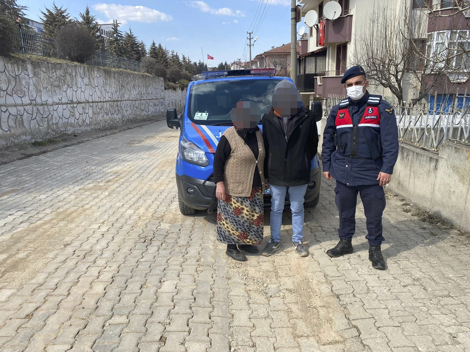 Kastamonu'da kaybolan alzaymr hastas jandarma tarafndan bulundu