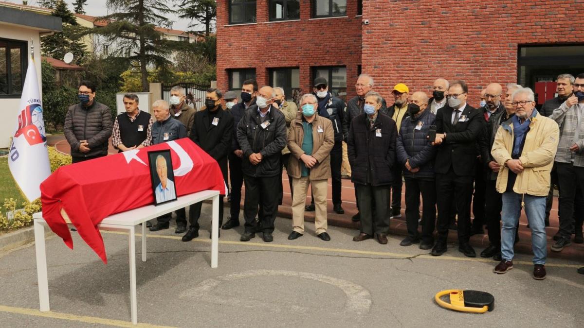 Nezih Alk�� son yolculu�una u�urland�