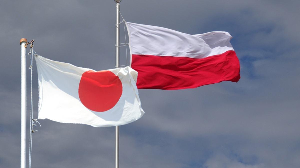 Polonya ve Japonya, Ukrayna iin harekete geti