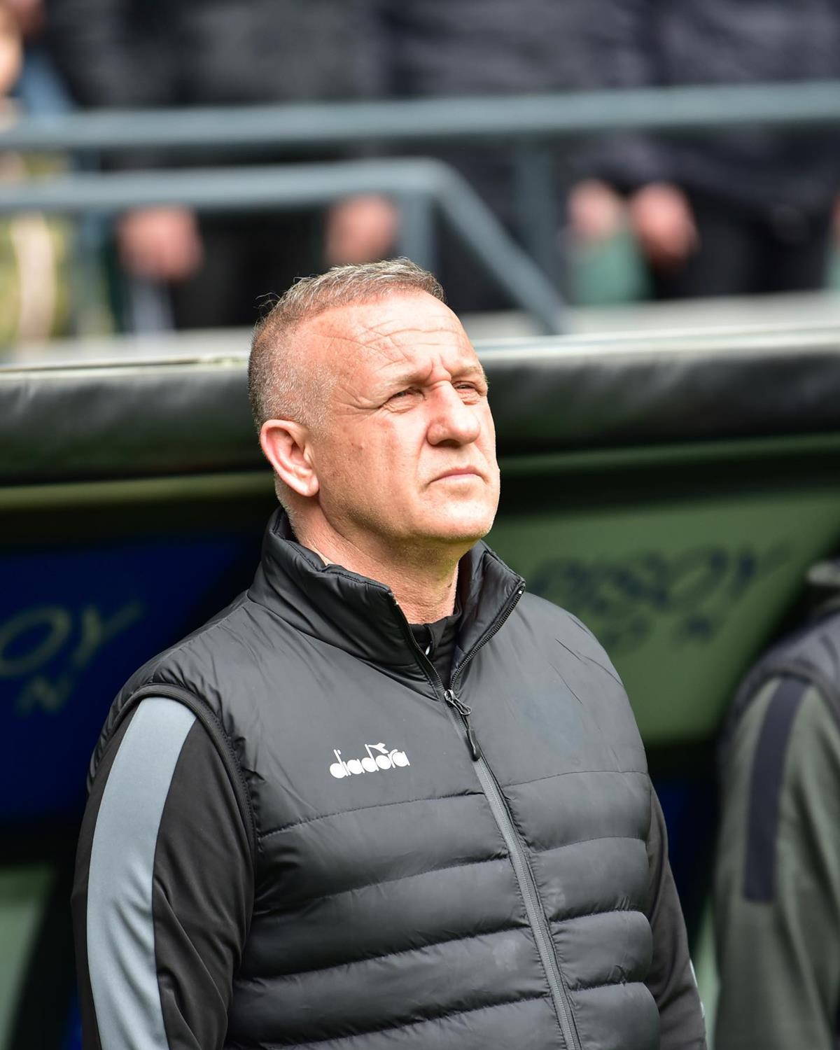 Denizlispor'un m�thi� ��k���na Mesut Bakkal damgas�