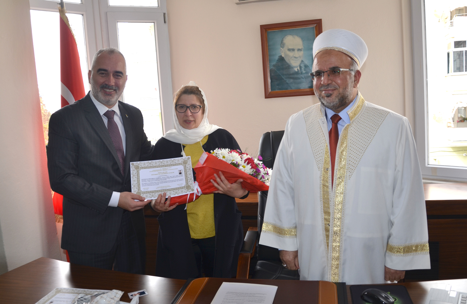T�rkiye'ye gelen Almanyal� Elizabeth M�sl�man oldu