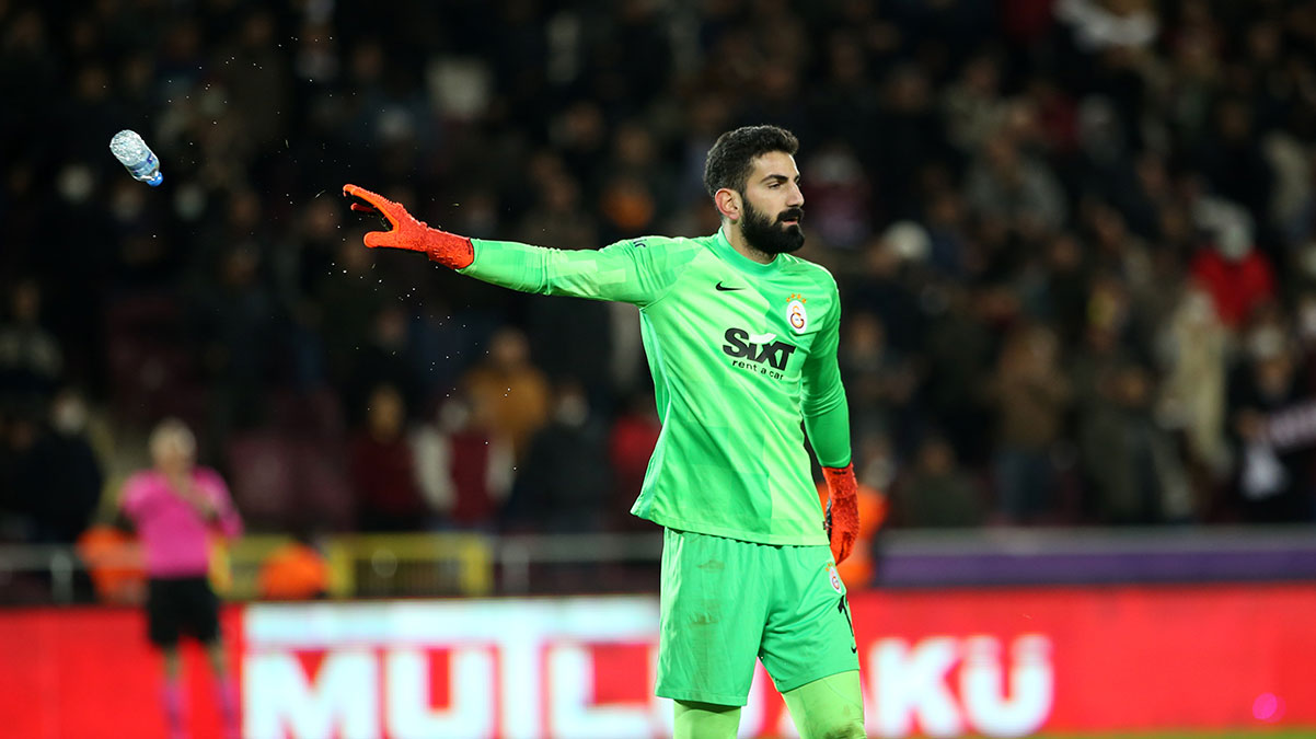 �smail �ipe Galatasaray'dan ayr�l�yor