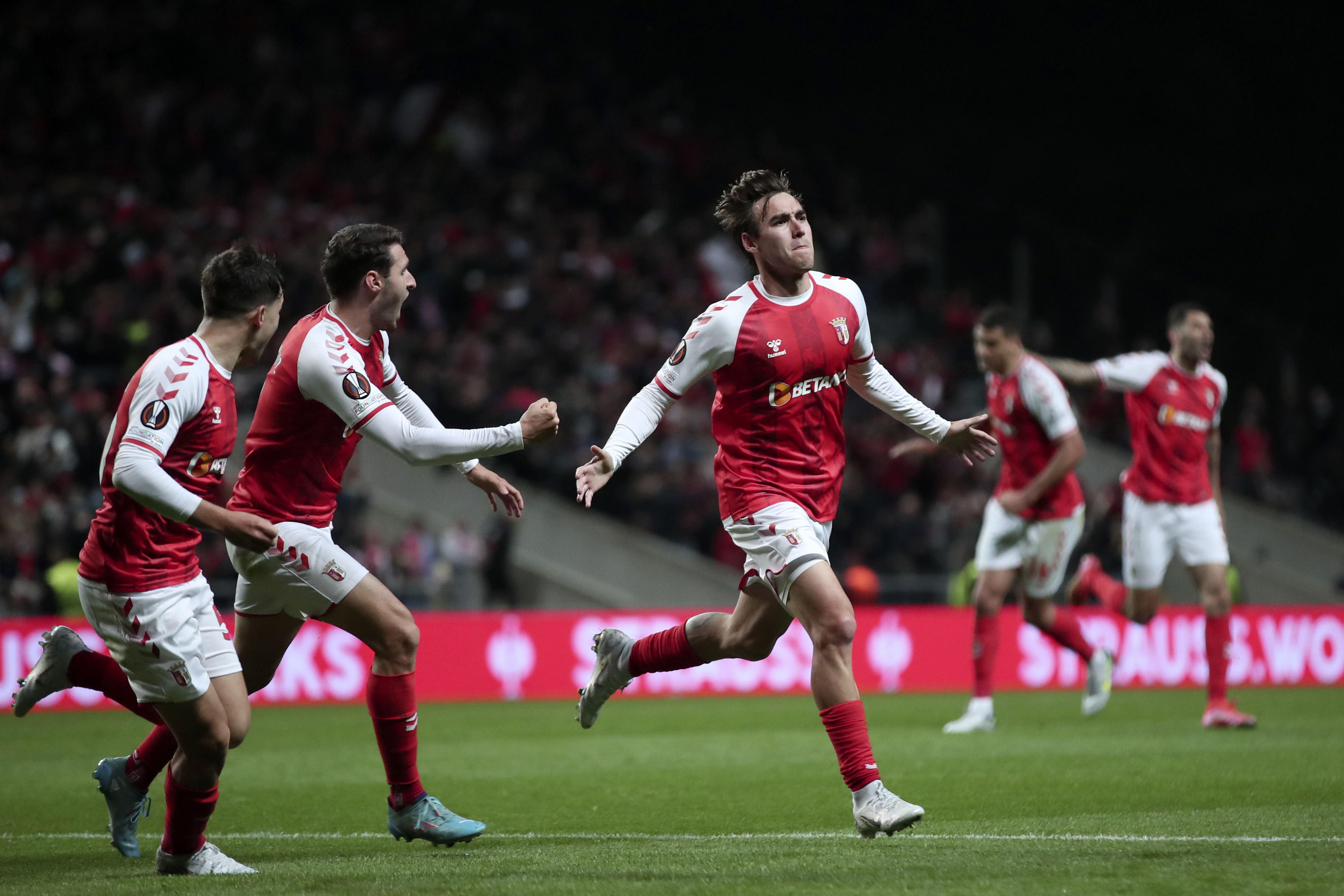 Braga evinde Rangers'� tek golle ge�ti