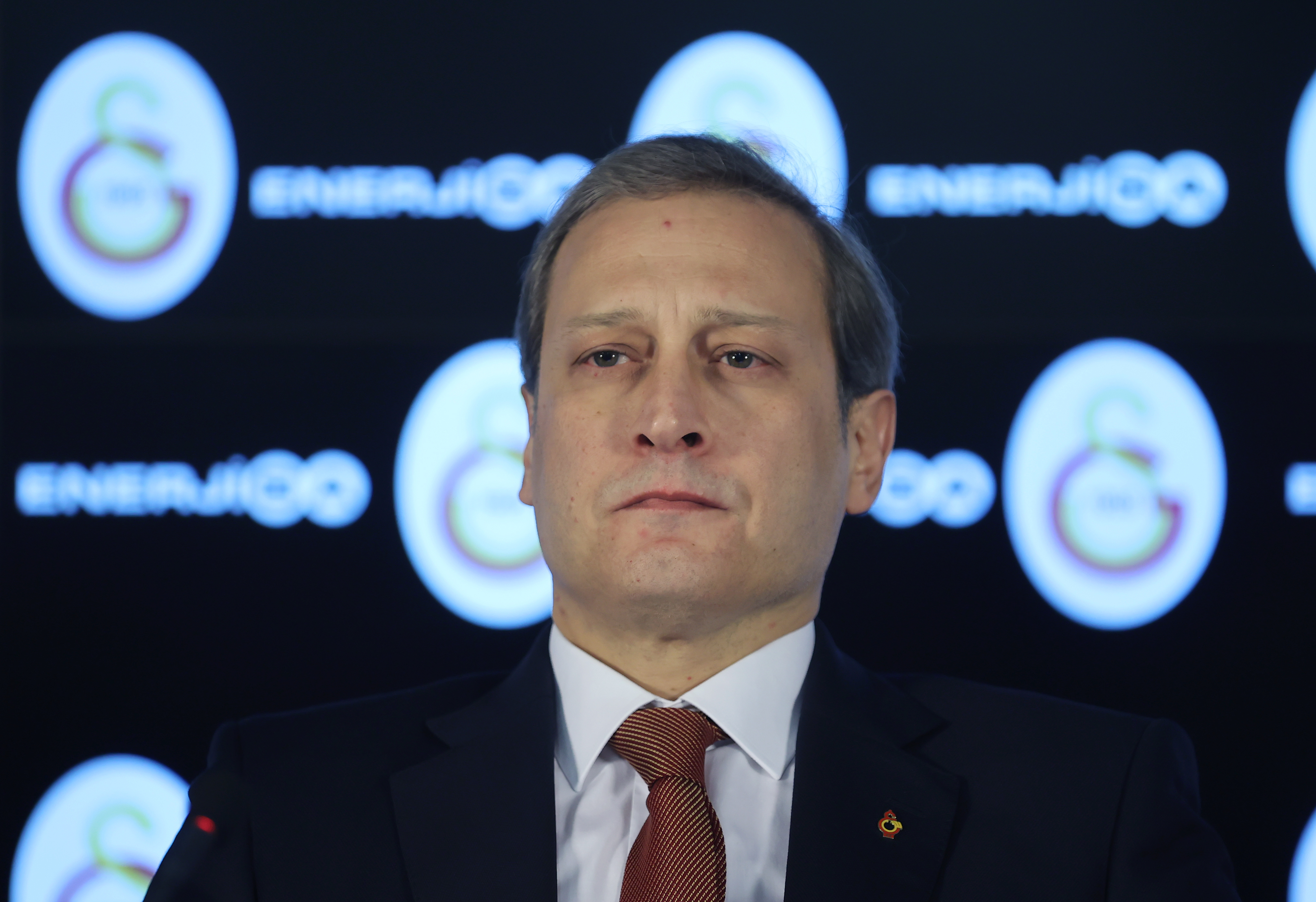 Burak Elmas'tan se�im a��klamas�