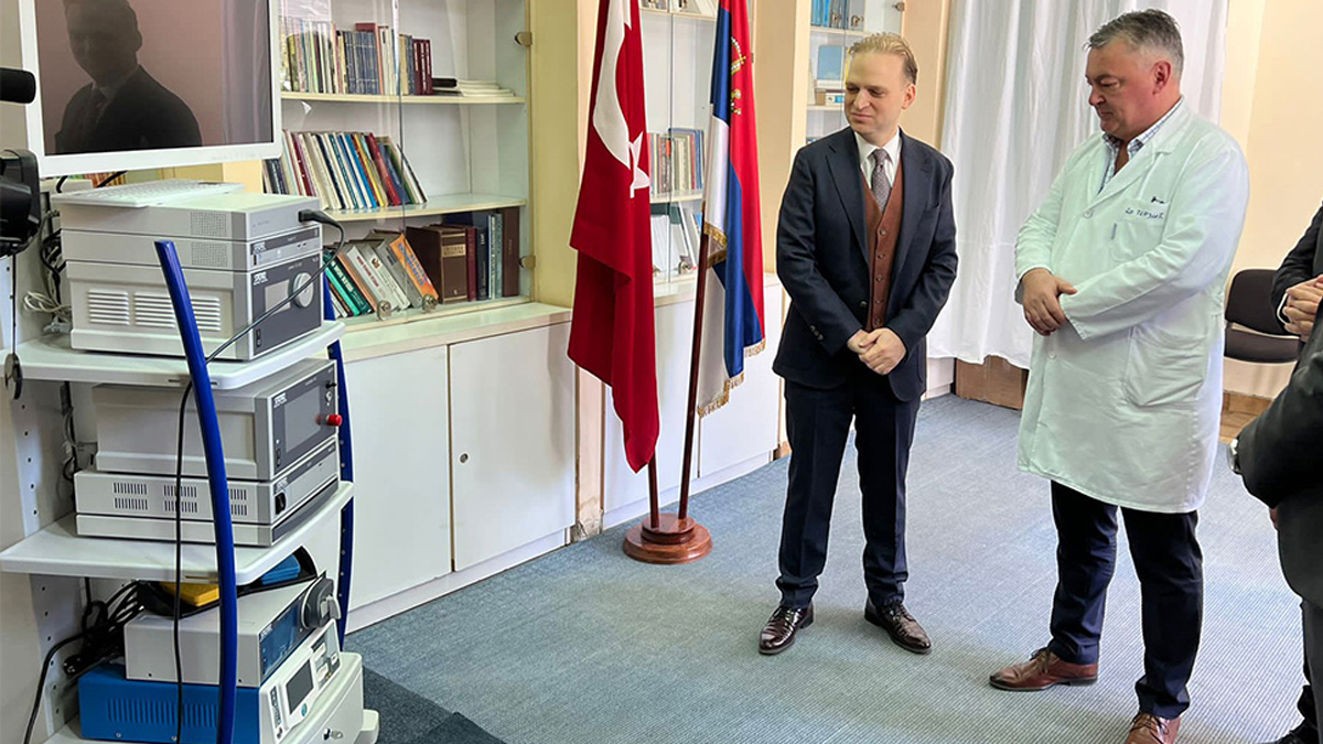 T�rkiye'den S�rbistan'na t�bbi cihaz ba����