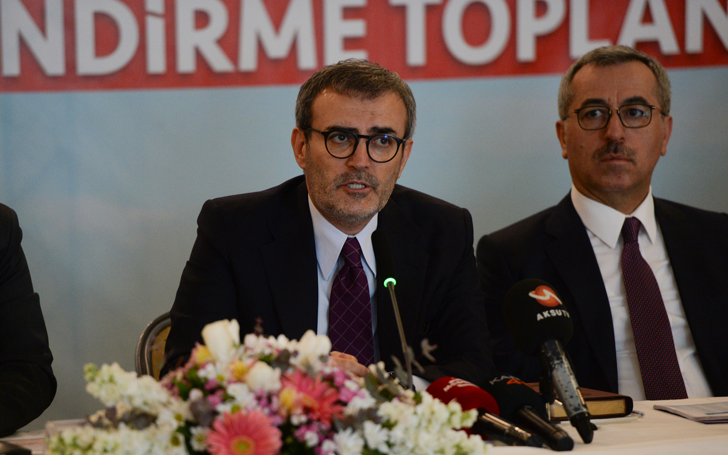 AK Parti Grup Ba�kanvekili Mahir �nal, Kahramanmara�'ta yat�r�m de�erlendirme toplant�s�na kat�ld�