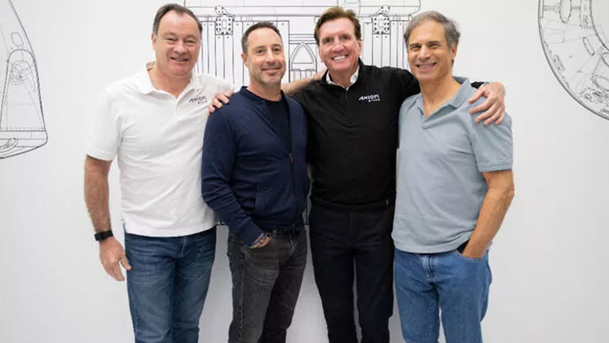 Bu yolculuk i�in tam 55 milyon dolar �dediler... En pahal� bilet!