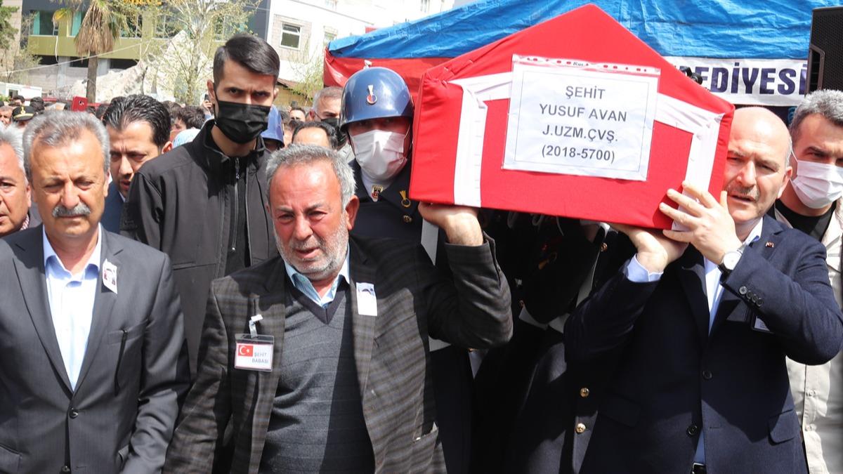 Adana ehitlerine son veda! Bakan Soylu cenazeye katld