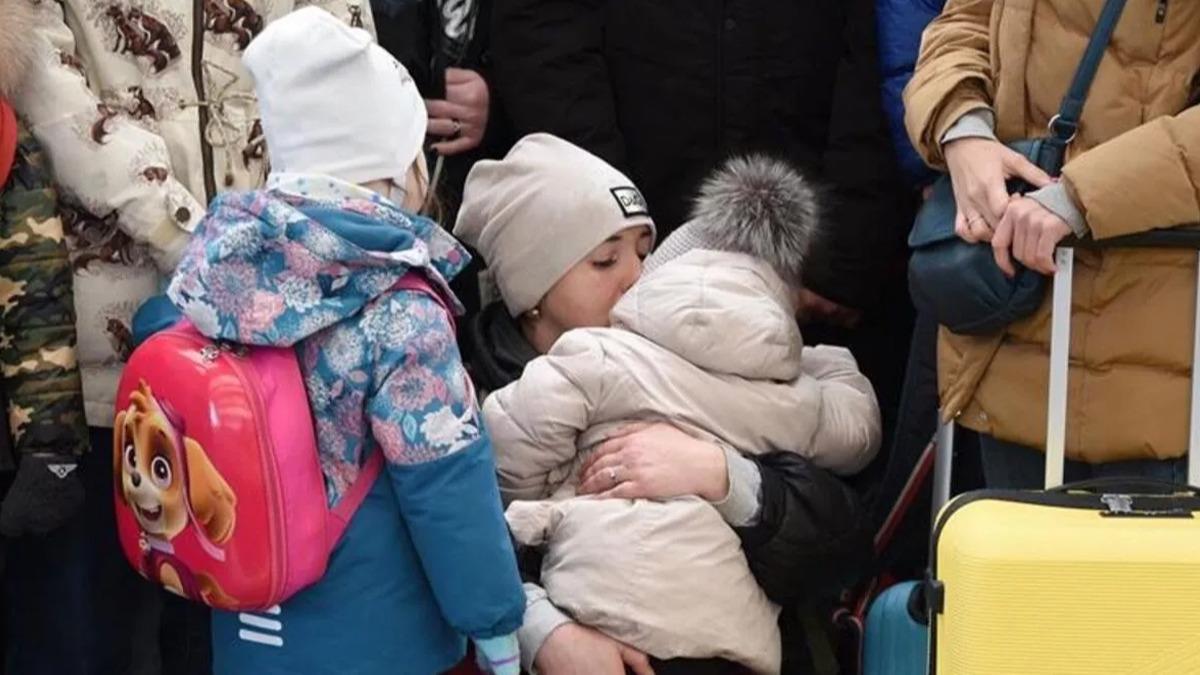 UNICEF, Ukrayna'daki ocuklarn te ikisinin evlerini terk ettiini aklad