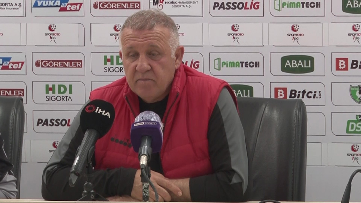 Mesut Bakkal �a�t� kald�! 'Bu tak�m benim tak�m�m de�il'