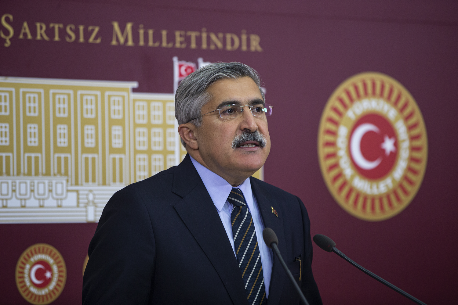 G�ltekin Uysal'�n s�zlerine vurgu yapan H�seyin Yayman: Babacan ve Davuto�lu'nun o masadan kalkmas� laz�m