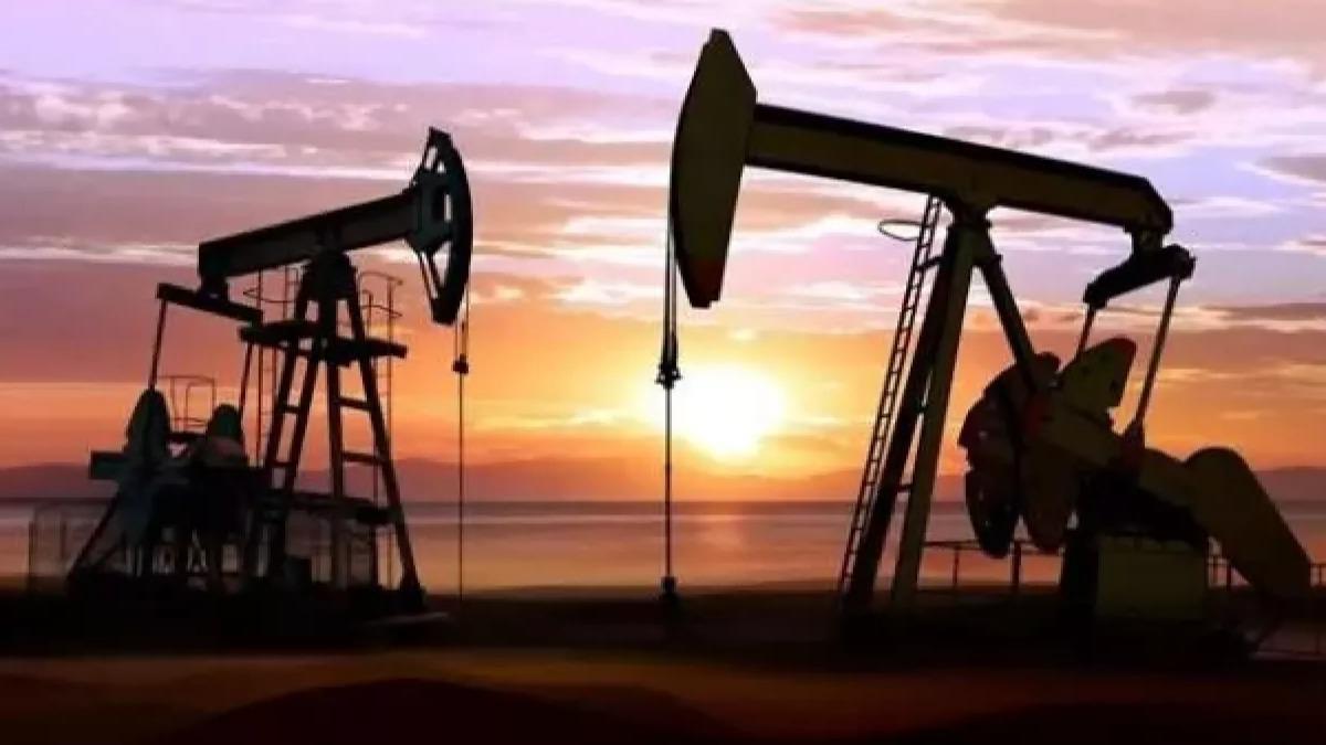 Brent petroln varil fiyat 108,07 dolar 
