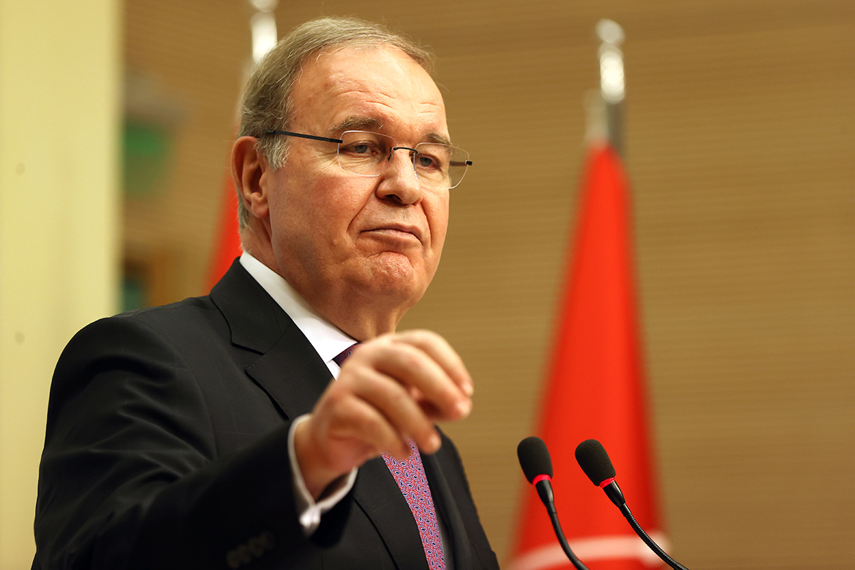 '�lkenin en �nemli sorunu Genel Ba�kan�m�z'