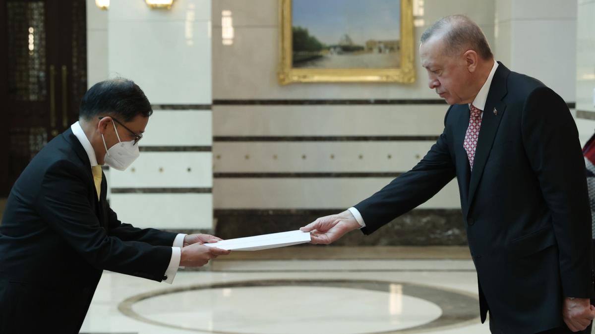 Cumhurbakan Erdoan, gven mektuplarn kabul etti 