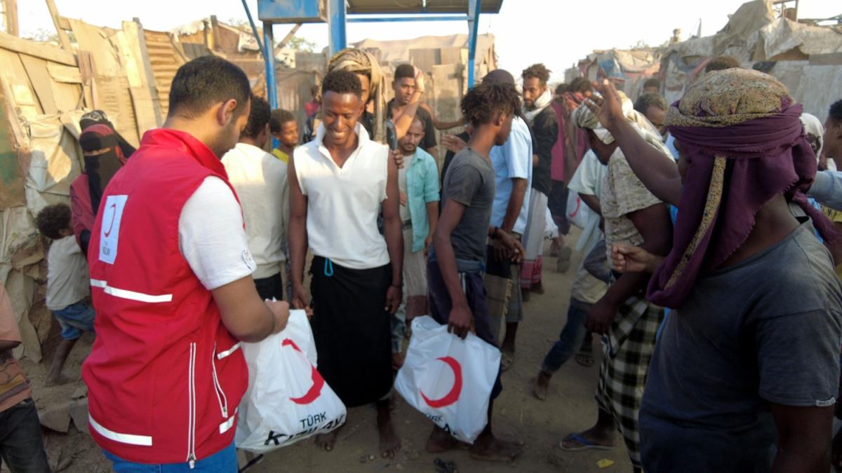 Trk Kzlayndan Yemen'de 750 snmacya iftar 