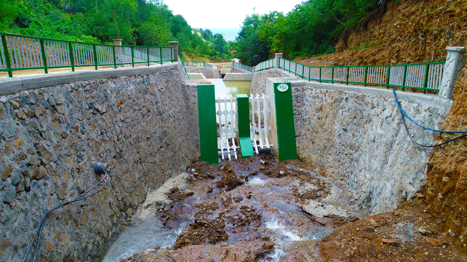 Trabzon'daki 220 yerle�im yeri ve arazi DS�'nin yat�r�mlar�yla ta�k�ndan korundu