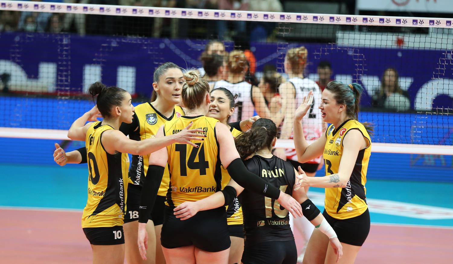 Vak�fBank evinde rahat kazand�