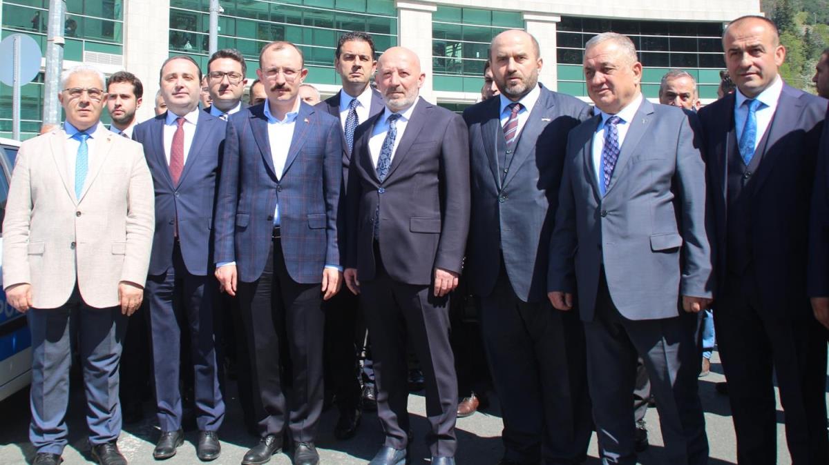 Bakan Mu: Sarp Snr Kaps younluu iin gmrk idaresi tedbirler alyor