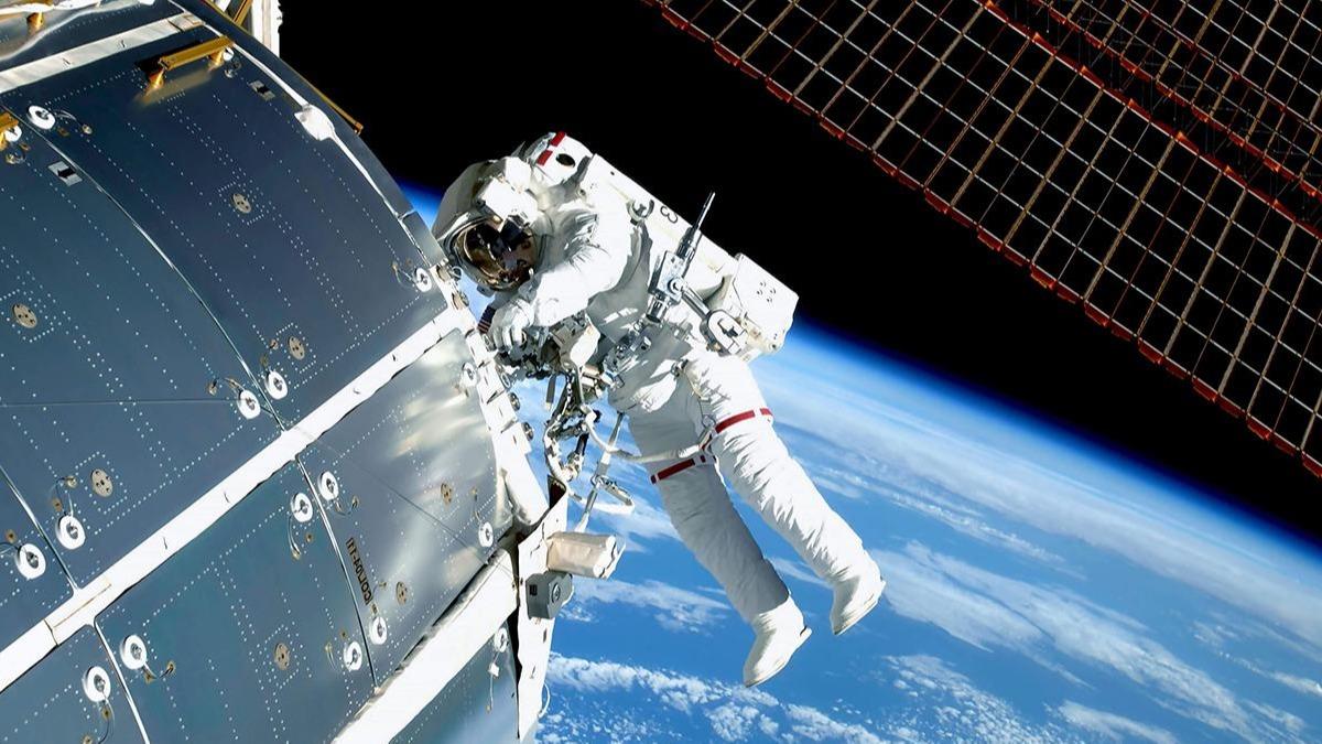 Uluslararas Uzay stasyonu'nda uzay yry balyor 