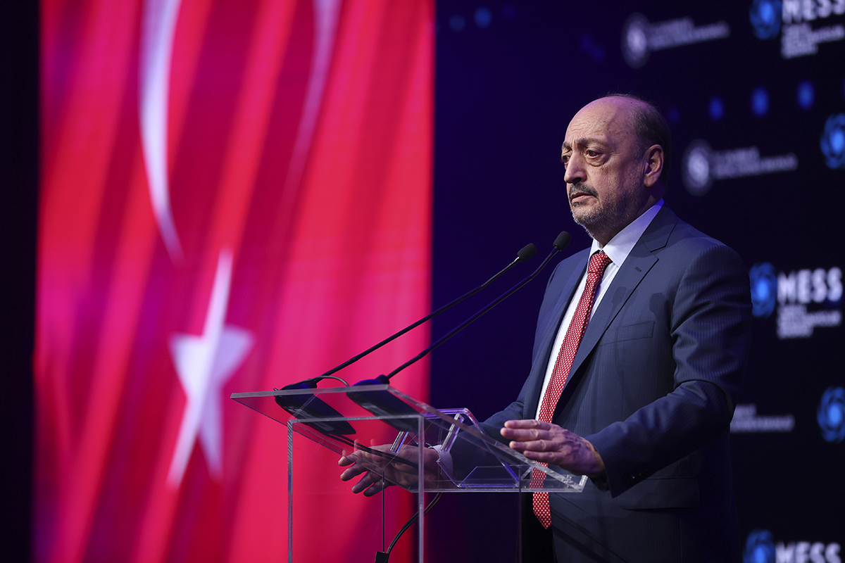 Bakan Bilgin bayram ikramiyelerinin �denece�i tarihi a��klad�