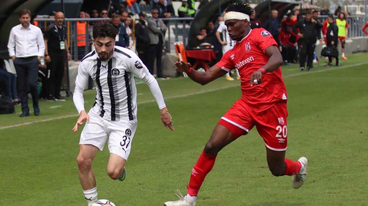 Manisa FK, Balkesirspor'u 2. yarda bulduu gollerle yendi