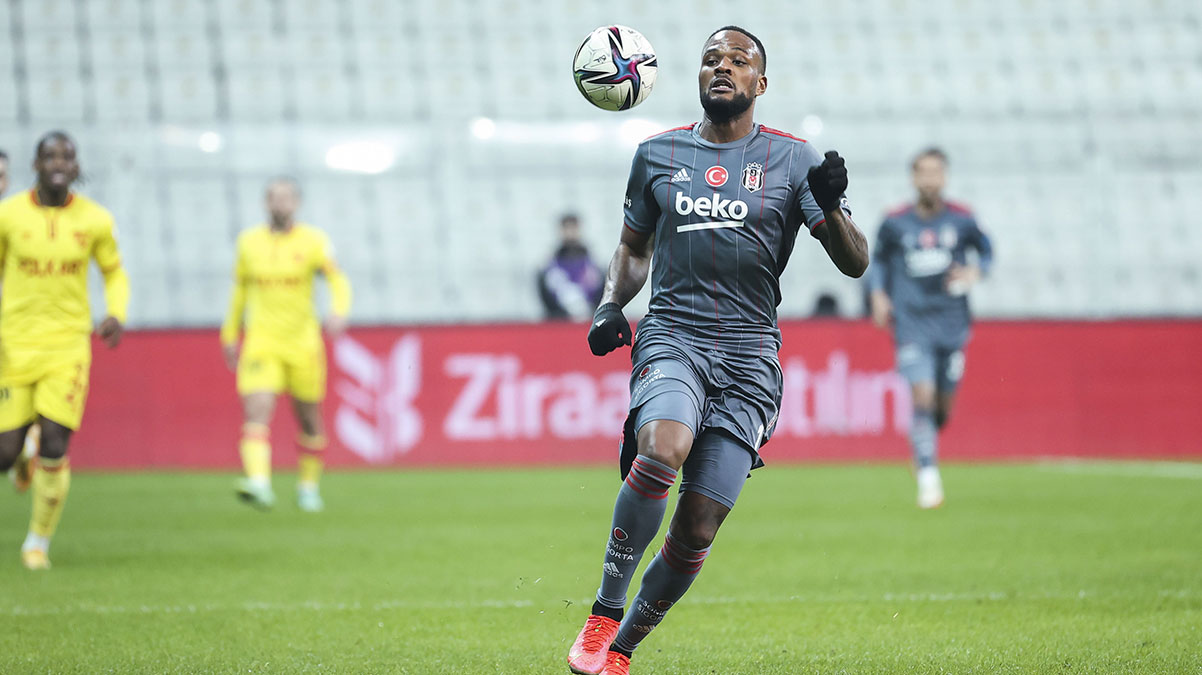 Cyle Larin Be�ikta�'ta kalacak m�?