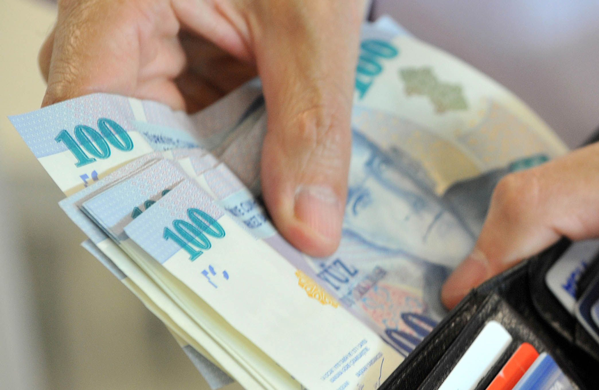 Memur ve emekliye zam m�jdesi