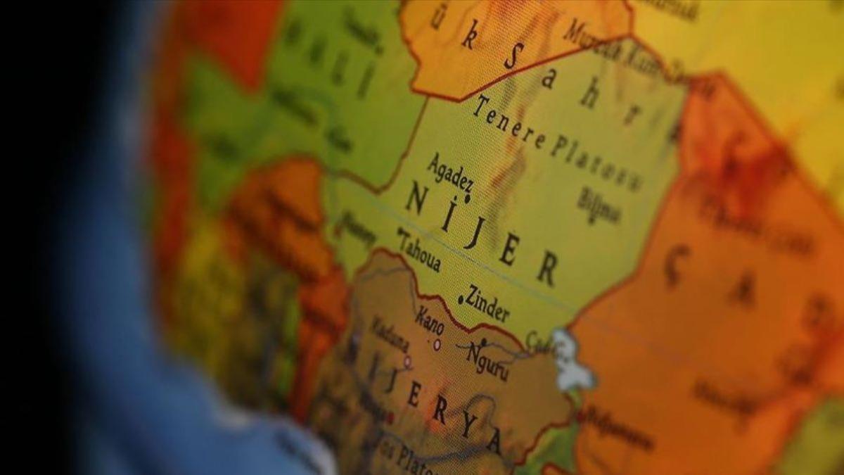 Nijer'de yabanc asker konulanmasna olanak tanyan tasar kabul edildi