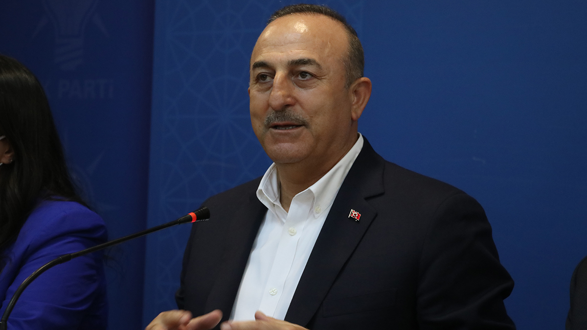 Bakan �avu�o�lu kaleme ald�: 93 y�ld�r m��ahede ediyoruz