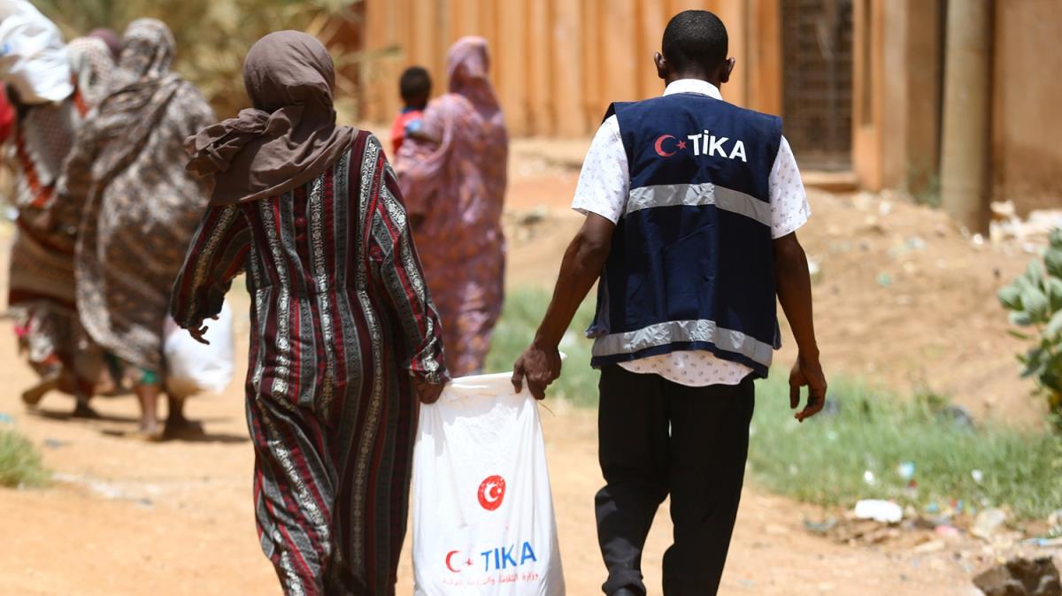 TKA Sudan'da 1000 aileye gda paketi datt 
