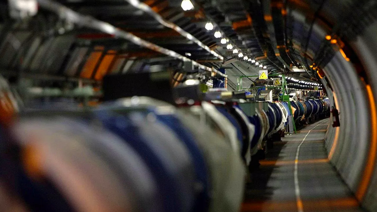 Byk Hadron arptrcs enerji rekorunu krd