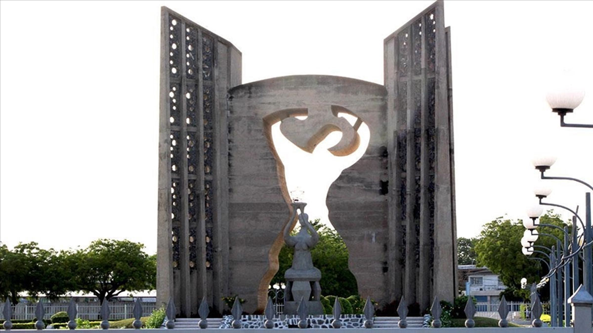 Eski Frans�z s�m�rgesi Togo, �ngiliz Milletler Toplulu�u'na kat�lmak istiyor