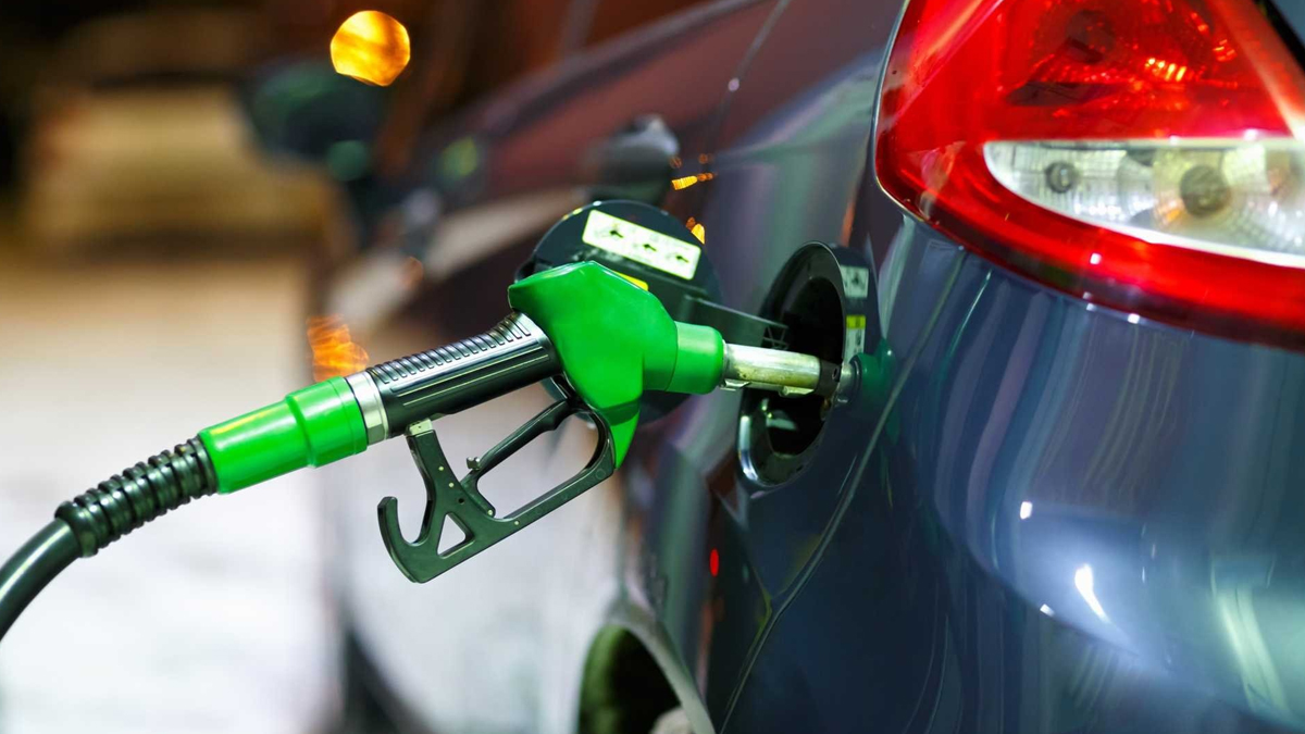 ABD'den petrol fiyatlar�n� d���recek hamle! Tam 700 bin varil...