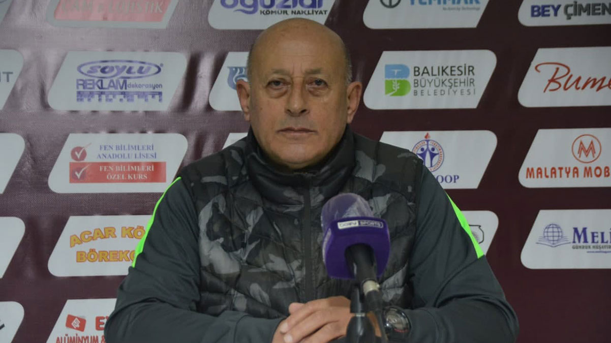 Menemenspor, Galatasaray'�n eski hocas� ile anla�t�