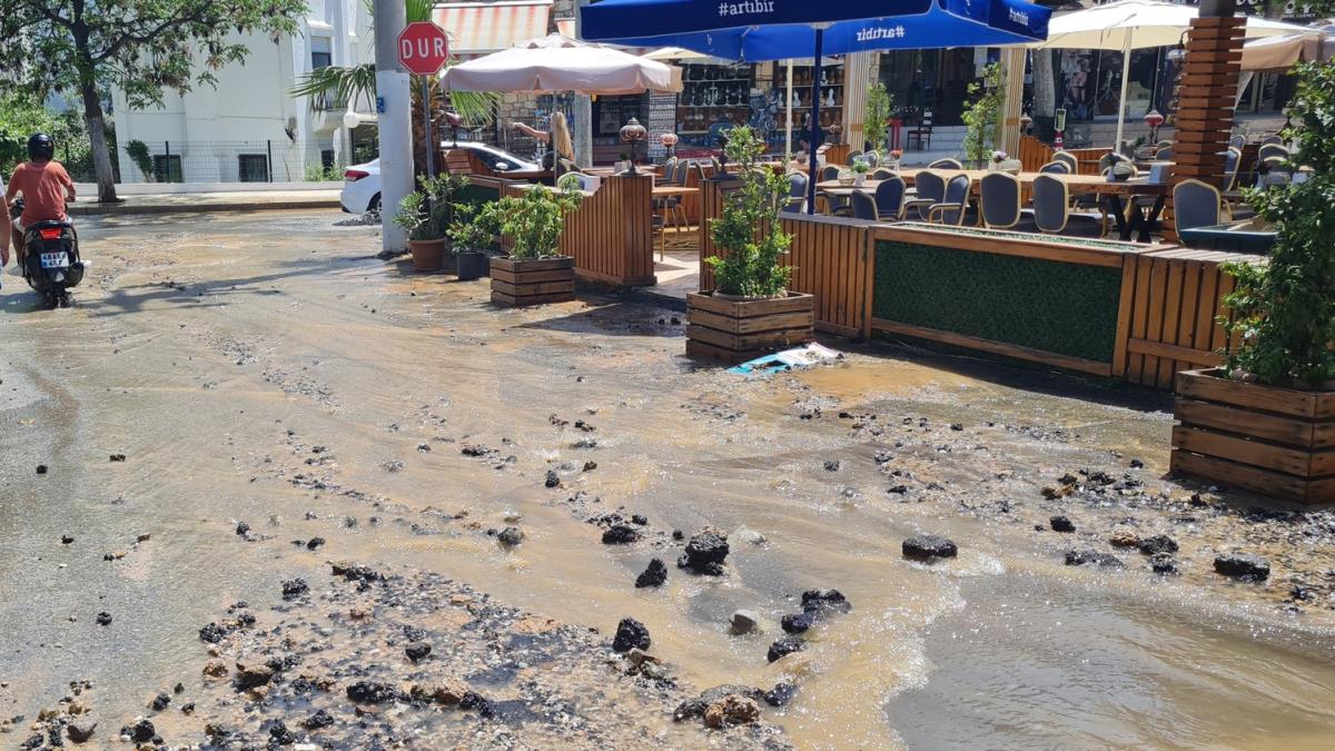 Bodrum'da ime suyu isale hatt patlad