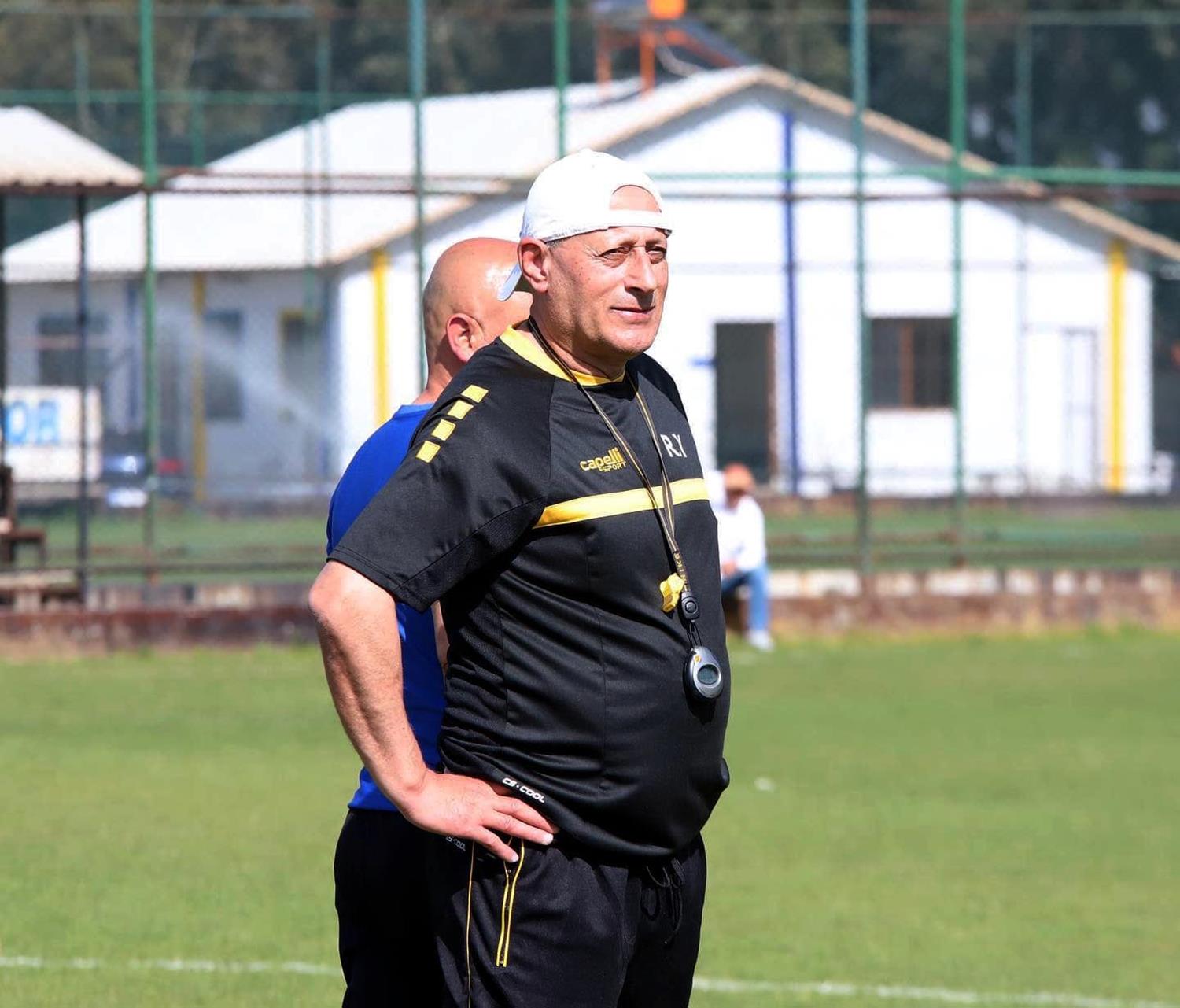 Menemenspor'da Recep Yaz�c� mesaiye ba�lad�