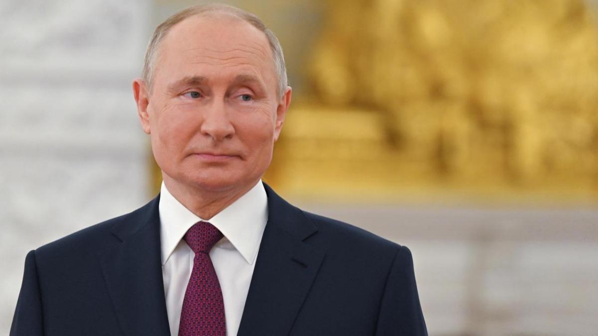 Putin'in verdii rnek tepki toplad: Srbistan' srtndan baklad