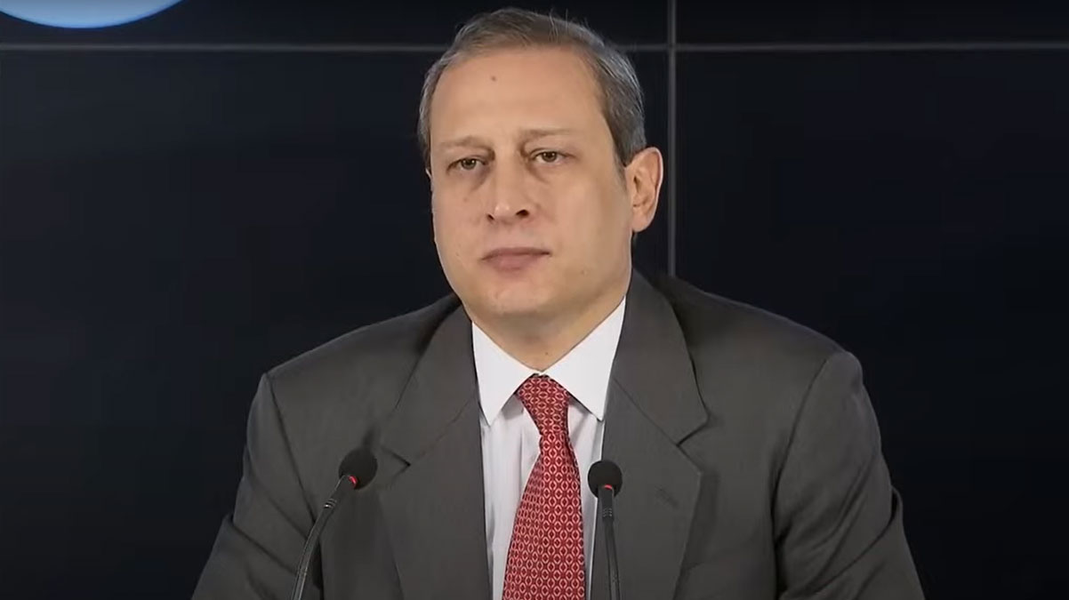 Burak Elmas'tan 'se�im tarihi' a��klamas�