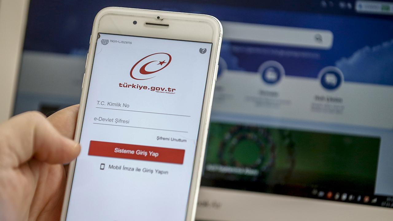 Diyanet ��leri Ba�kanl��� organizasyonuyla Umre ve Kud�s turlar�na kay�t ba�vurular� e-Devlet'ten yap�labiliyor